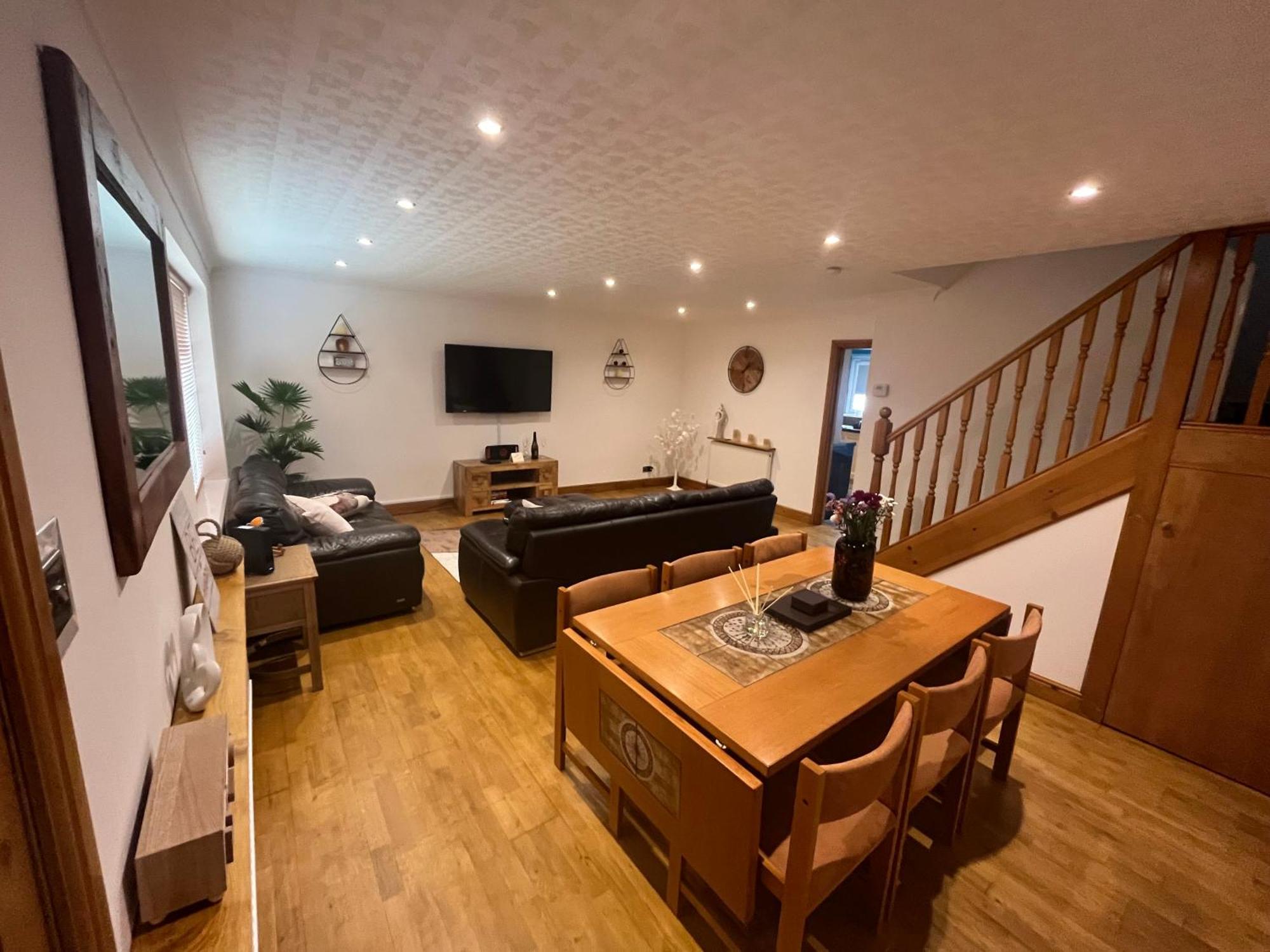 Wilford Charm Spacious 3Br Retreat In Nottingham Buitenkant foto